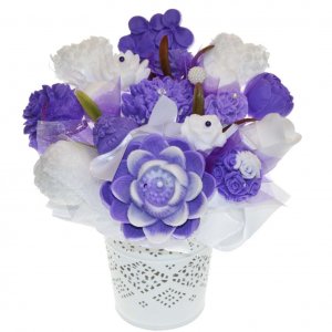 Mýdlová kytice - fialovo bílá